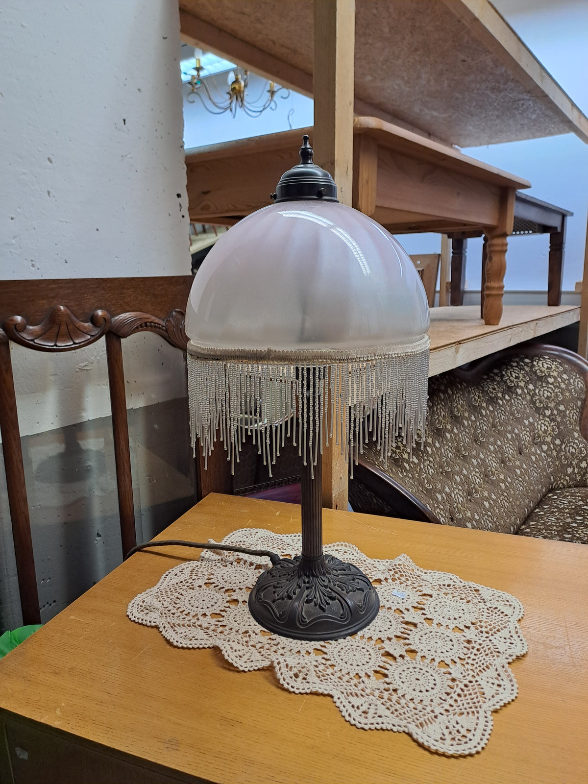 Vintage Glas Lampe mit Perlen