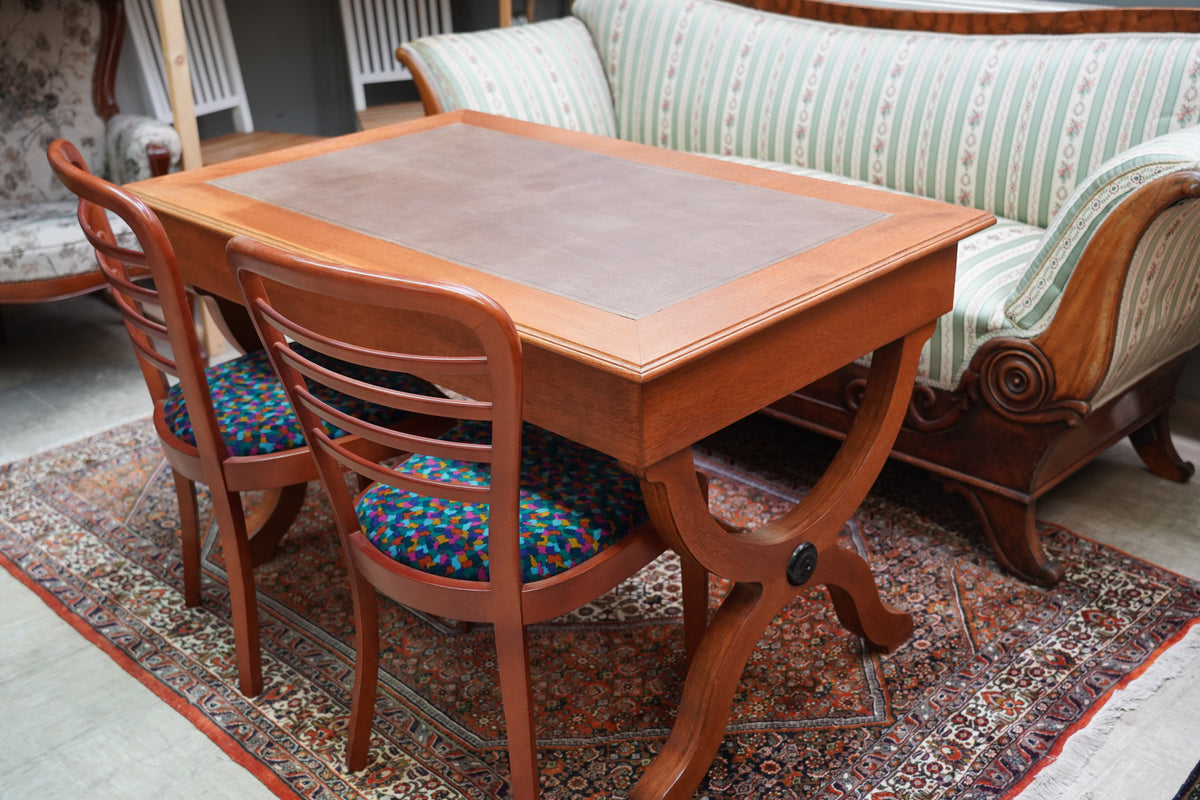 Retro Schreibtisch mit Lederbezug