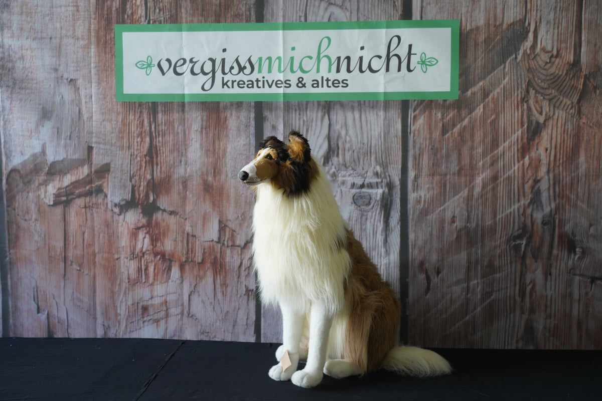 Großes Stofftier (Hund)