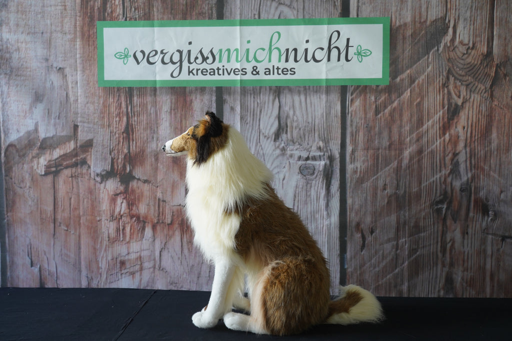 Großes Stofftier (Hund)