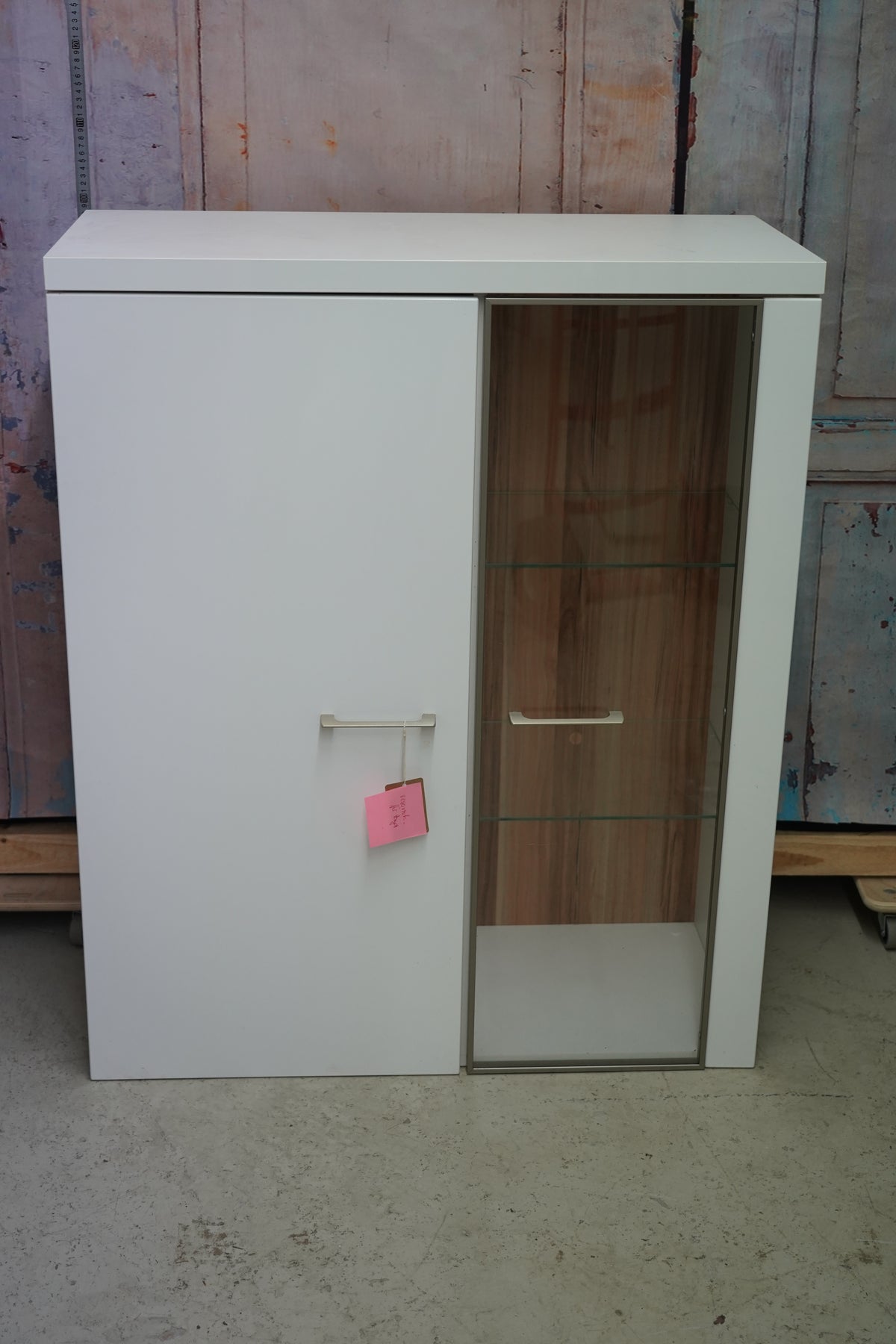 Moderne Vitrine