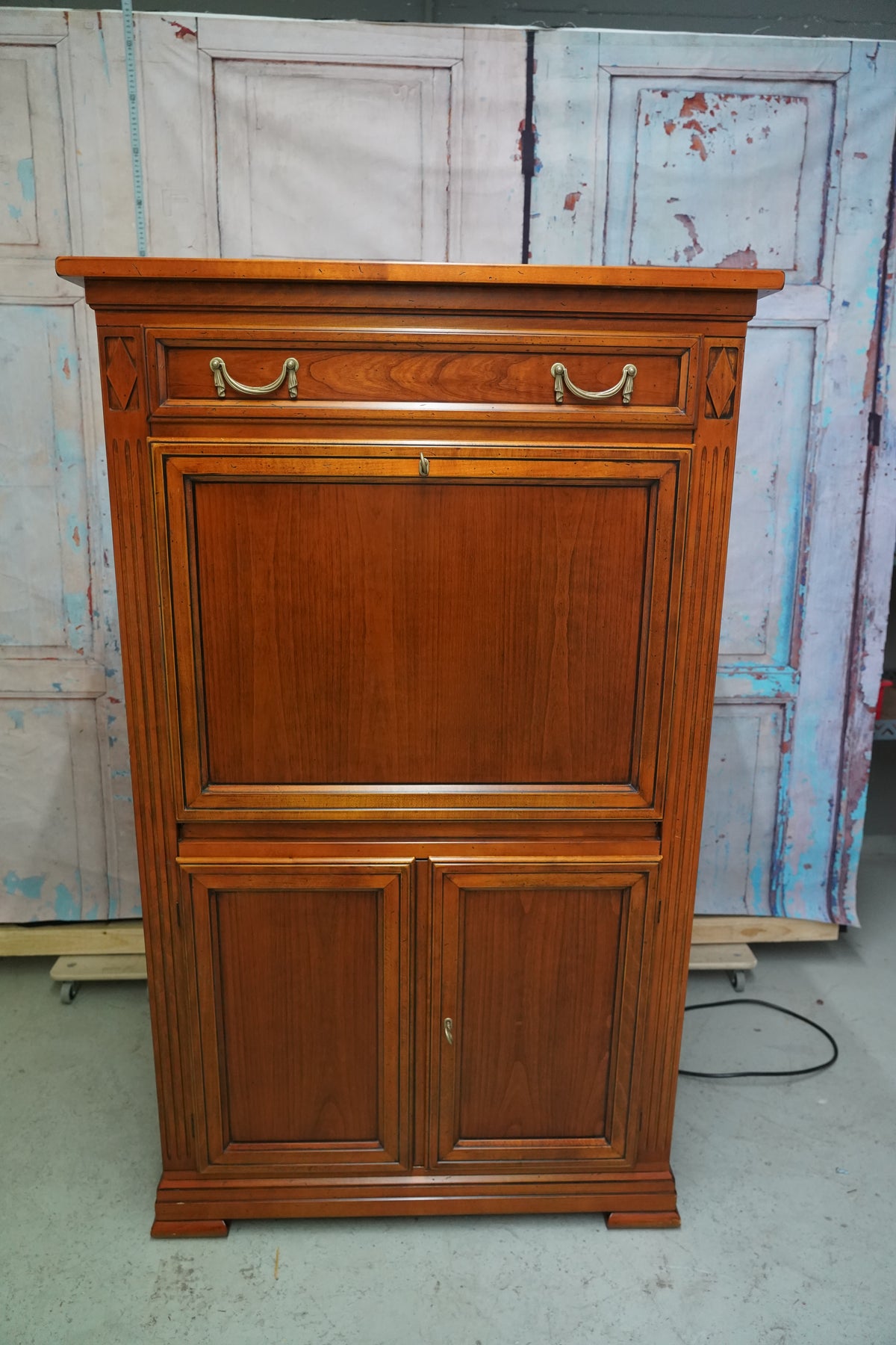 Schöner Selva Sekretär Schreibschrank Holz made in Italy