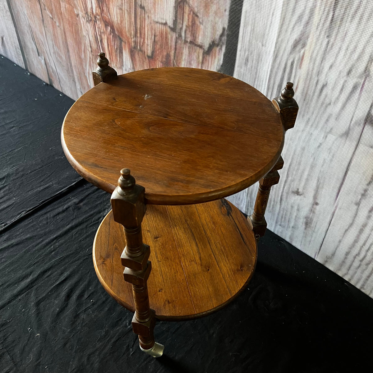 Retro Beistelltisch aus Holz