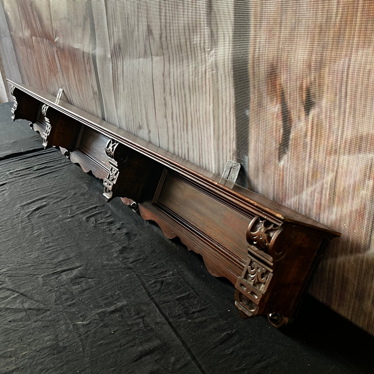 Altes Vollholz Regal