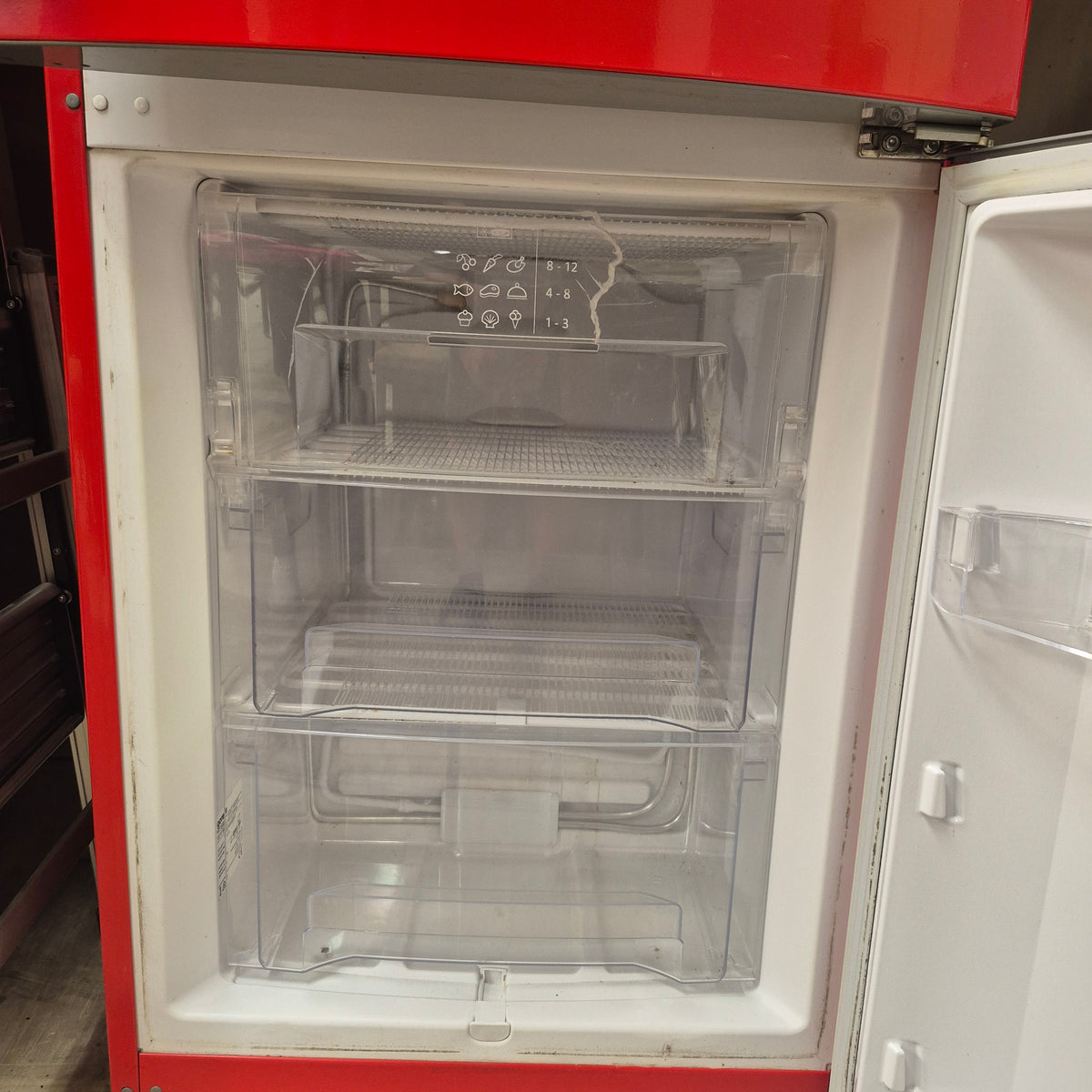 Kühlschrank Gorenje ..rot